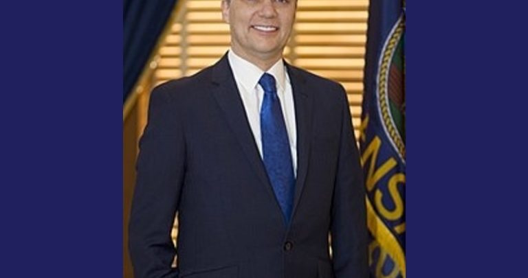 220px jeff colyer official por