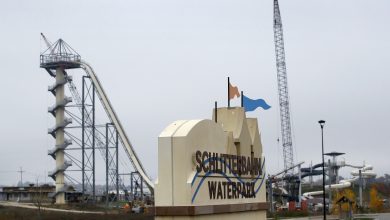 Photo of Company buys 2 Texas water parks in deal with Schlitterbahn