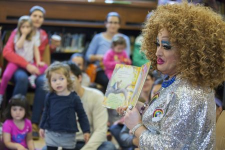 Drag Queen Story Hour, Newstalk KZRG