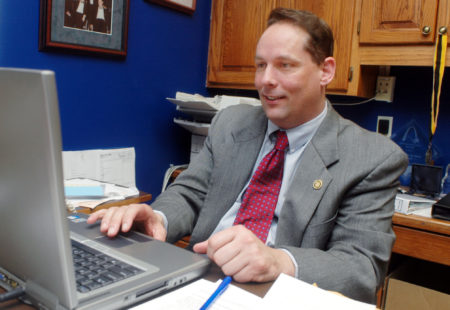 Longtime Missouri Lawmaker Chuck Graham Dies