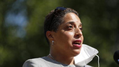 Photo of Judge drops suit alleging racist efforts to oust prosecutor