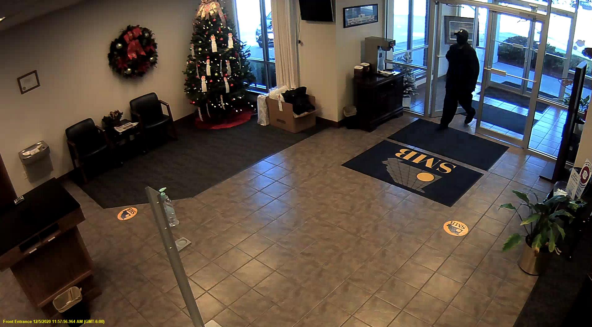 Front Entrance_20201205_115756