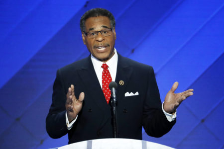 Cleaver co-sponsors bill to ban stock trading among Congressional members