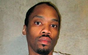 5 GOP lawmakers urge governor to spare Julius Jones’ life