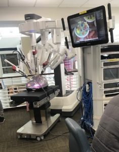 Freeman shows off advanced Da Vinci surgical robot