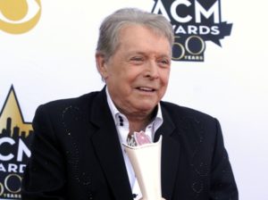 Country star Mickey Gilley dies