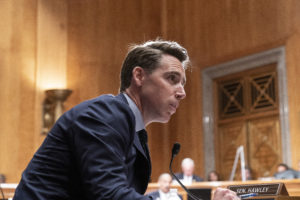 Hawley announces hamber has committed itself to improving Ft. Leonard Wood housing