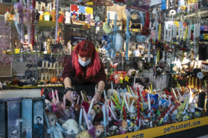 Kansas small businesses can apply for COVID-19 storefront tax relief