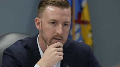 Photo of Whistleblowers file lawsuits against Oklahoma’s top education boss