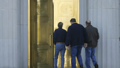 Photo of Lawsuit claims Arkansas’ US House map is unconstitutional