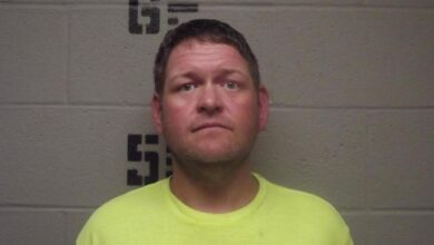 Photo of Oklahoma man pleads guilty to threating to kill DeSantis, other Republican politicians