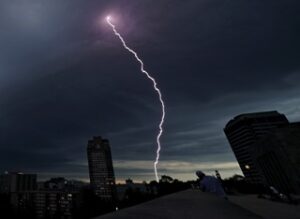 Four girls hit by lighting in Oklahoma