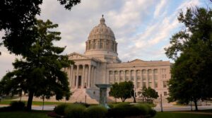Missouri Lawmakers Pass Court Bill