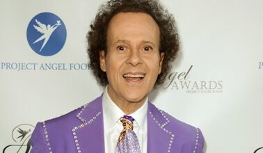Photo of Over the top fitness guru Richard Simmons dies at age 76