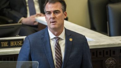 Photo of Oklahoma governor says he’ll stop plan to collect kids’ immigration status