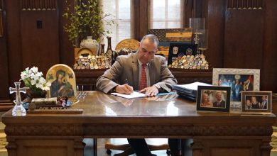 Photo of Missouri governor signs public safety bill into law