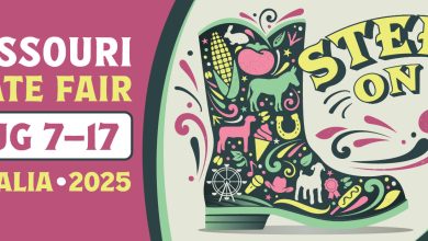 Photo of Girl from Sheldon exhibits Champion Rabbits at Missouri State Fair