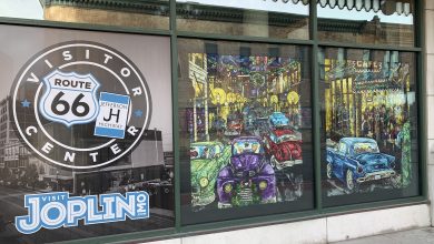 Photo of Joplin’s City Hall Holiday Window Lighting!